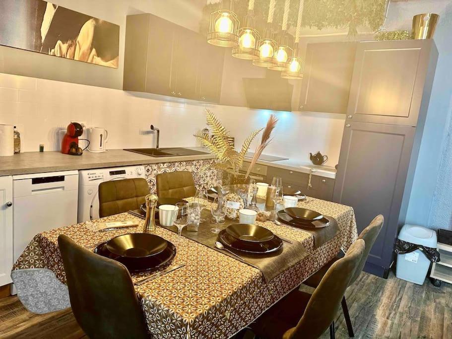 En Plein Coeur De Perpignan Le Superbe Apartamento Exterior foto